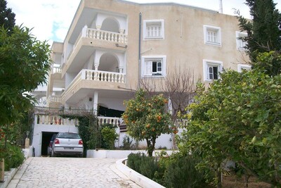 AL .Appartement S+1 LA: 406++