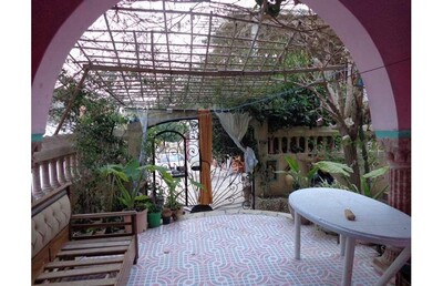 belle maison sur deux étages a hamammet ville SS