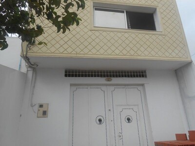 garage avec duplex 1er étage a hamamet ville SS