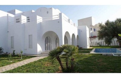 belle villa avec piscine à hammamet sud