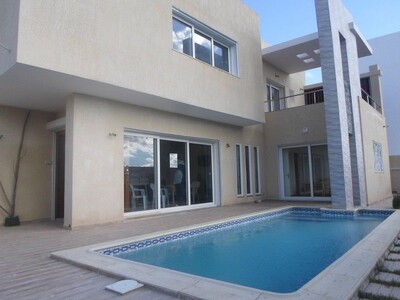 une moderne villa située à hammamet nord