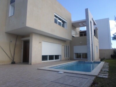 villa avec piscine palais président W