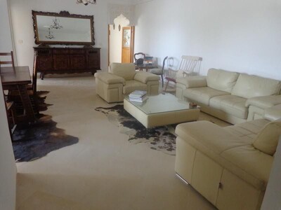 spacieuse appartement en plein zone touristique