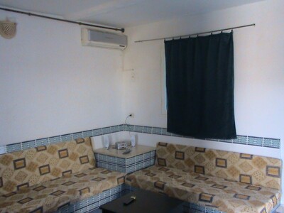 A VENDRE BUNGALOW AU BORD DE LA PLAGE