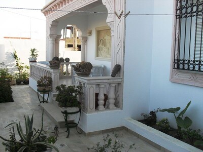 AL. Villa Mrezga LV : 427