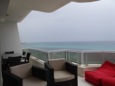 COSMOS seaside apartment