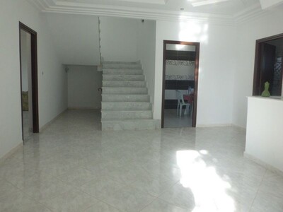 villa min de centre ville hamamet