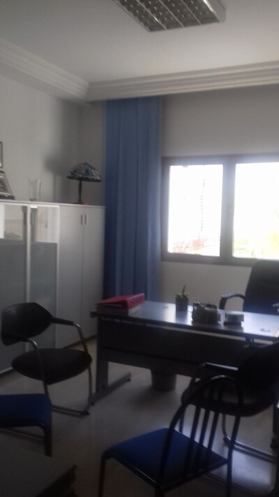 Vente un Bureau de 110m au LAC I