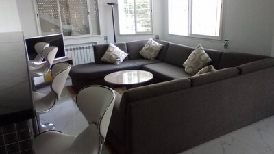 bel villa jeumlée 5 pièce meublé avec jardin
