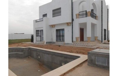 AV A HAMMAMET VILLA DE 1000 AVEC PISCINE