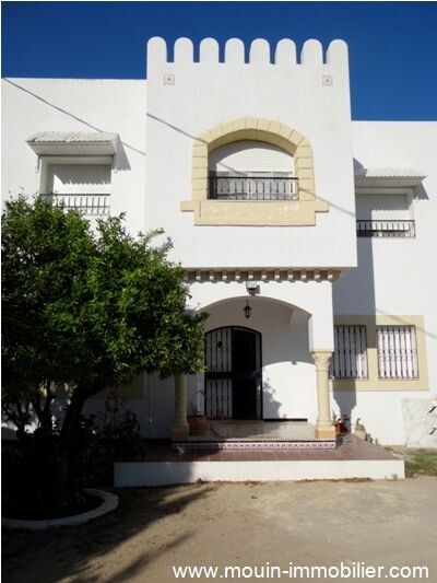 villa war A zone théatre hammamet