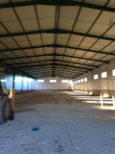 LOCAL INDUSTRIEL TUNIS OUEST 4600 CHARPENTE