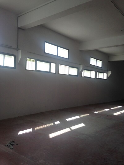 LOCAL 1200 M CHARGUIA