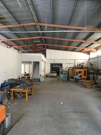 LOCAL INDUSTR 1500 TUN SUD