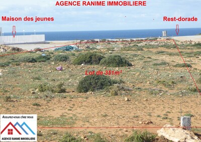 Terrain vue a la mer de