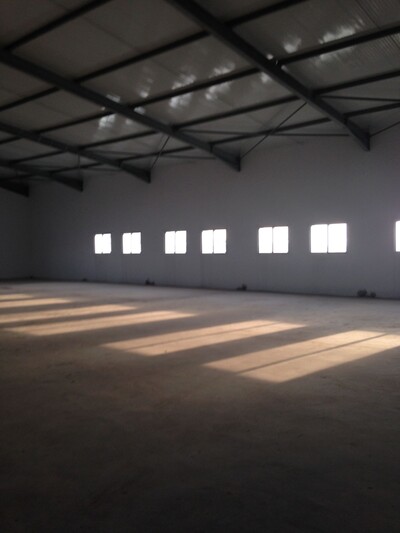 LOCAL INDUSTR 3000 UTIQUE