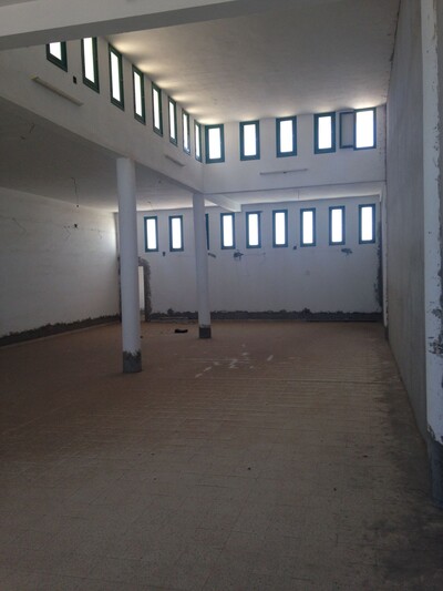 LOCAL INDUSTRIEL 1200