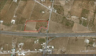 Terrain 3 hectares commerciale