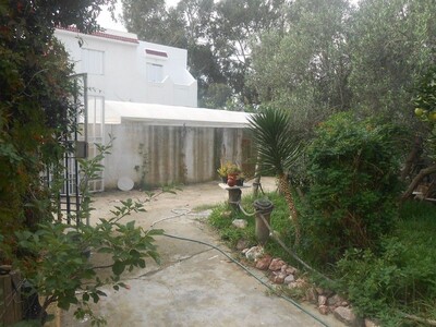 villa avec deux appartement prés de la mer W