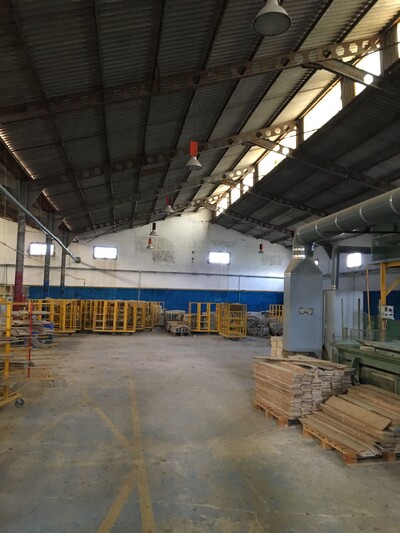 LOCAL INDUSTRIEL SLIMEN