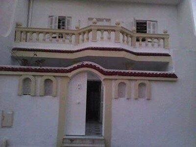 A vendre une maison sur deux étages à Saloum Hammamet