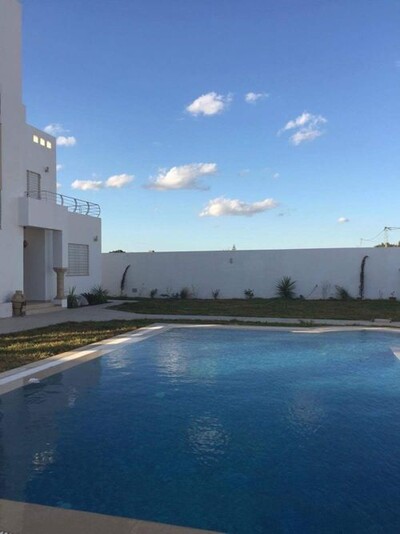 A Villa Odile avec piscine à Hammamet Yasmine