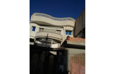 unique duplex haut standing inacheve