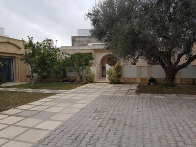 Villa en face Miramar et fourati