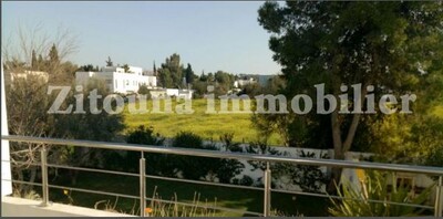 A louer un étage de villa de haut standing à la Marsa 3601L