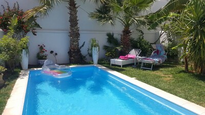 villa e charme avec piscine à Hammamet nord zone Hotel Narhwes