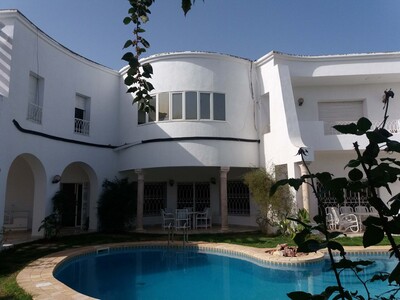 une belle villa a hammamet nord a coté hôtel khayem