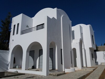 a vendre une belle villa a hammamet route craxi