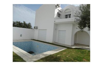 a vendre une belle villa a hammamet nord 430md