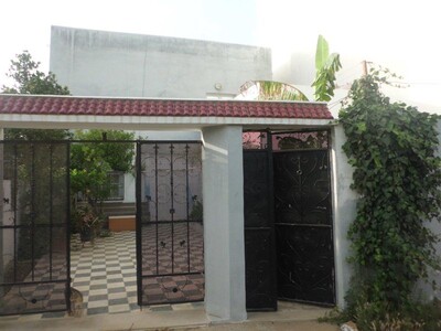 vendre une villa sur deux niveaux avec petit studio EM