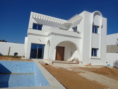 Villa proche hammamet sud avec beau jardin et piscine EM