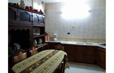 Sell an apartment at the 1etage located in hammamet center town EM