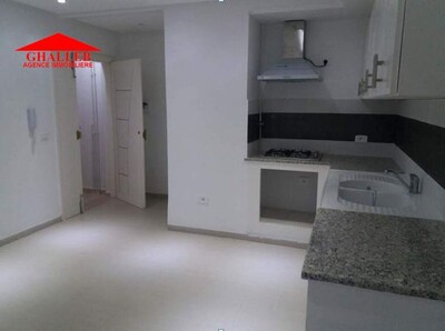 AV un appartemnt au 2àme étage en plein hammamet EM