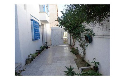 une belle villa sur deux étage située à hammamet nord EM