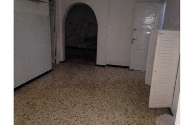 un studio a vendre à hammamet nord centre ville EM