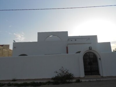 AV à Hammamet une grand villa