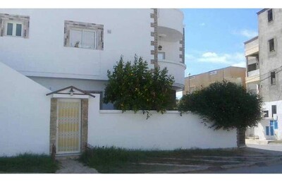 belle villa a vendre a hammamet iiiiii