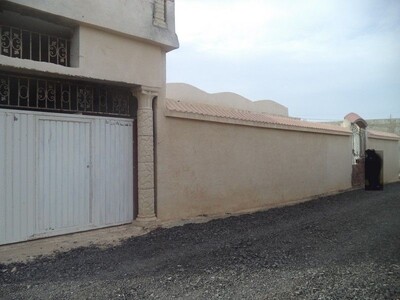 villa de 400 avec garage à hammamet sud