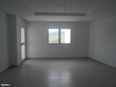 a vendre un appartement proche de la mer iiii