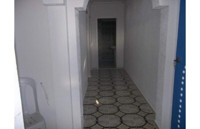 à louer un appartement au 1 èr étage à hammamet nord