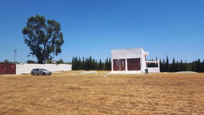 ferme av de 1 hectare et 4000 à hammamet