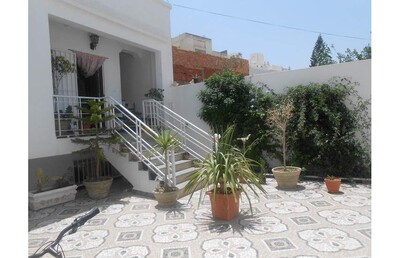 une maison a vendre ou centre ville hammamet