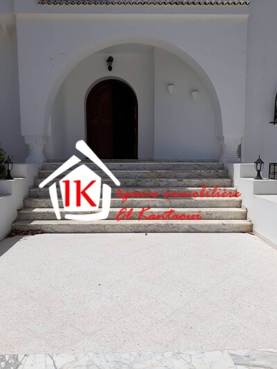 A Louer Grande Villa Standing À Kantaoui