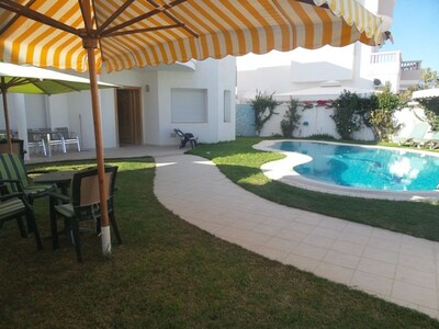 Villa MONIA	Réf:  à beni khiar