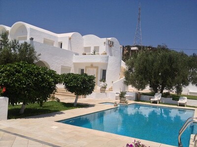 Villa located in the area of craxi ROSALI