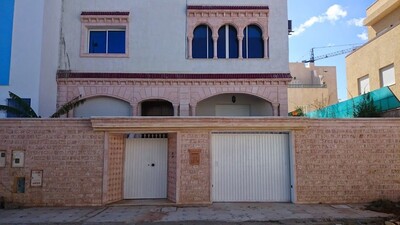 villa a mrezka avec piscine